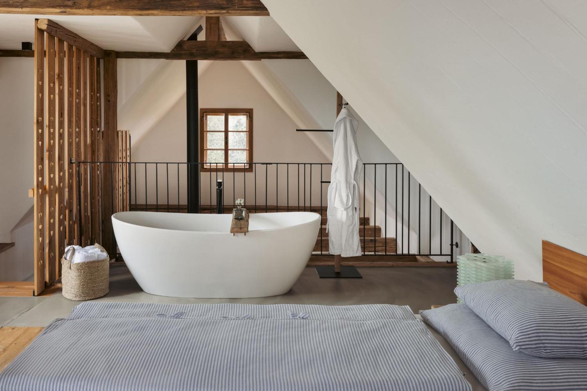 Am Wildbachberg - Luxus Ferienhaeuser Mit Infinitypool, Privatsauna Und Weinkeller Deutschlandsberg Exterior foto